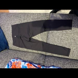Lululemon leggings 25” length unworn